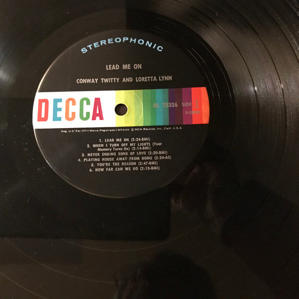 Conway Twitty & Loretta Lynn : Lead Me On (LP, Album, Pin)